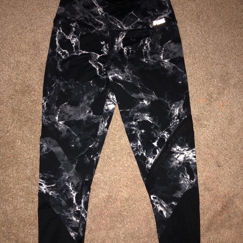 Victoria’s Secret Sport Leggings